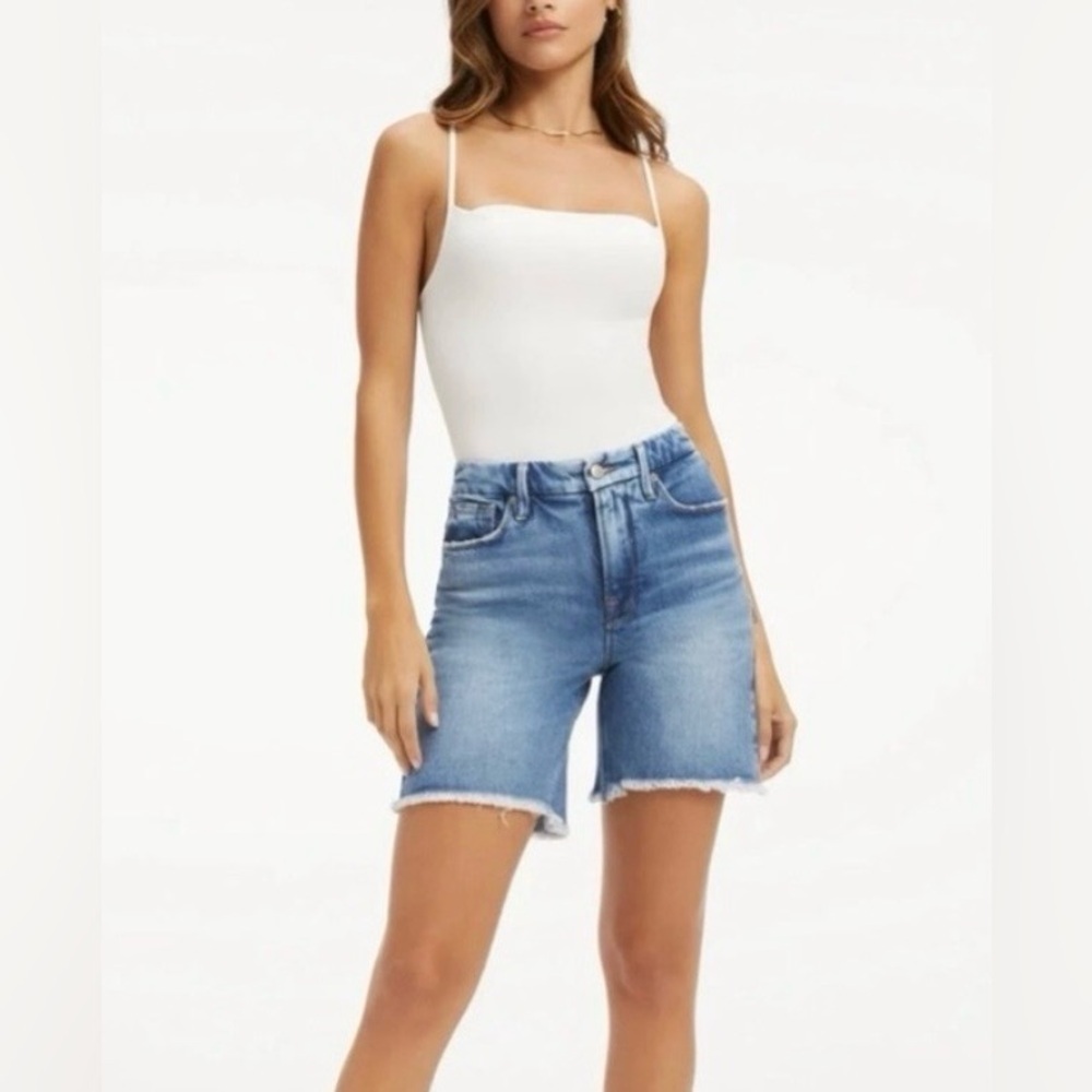 Good American Light Blue High-Rise Denim Jean Shorts